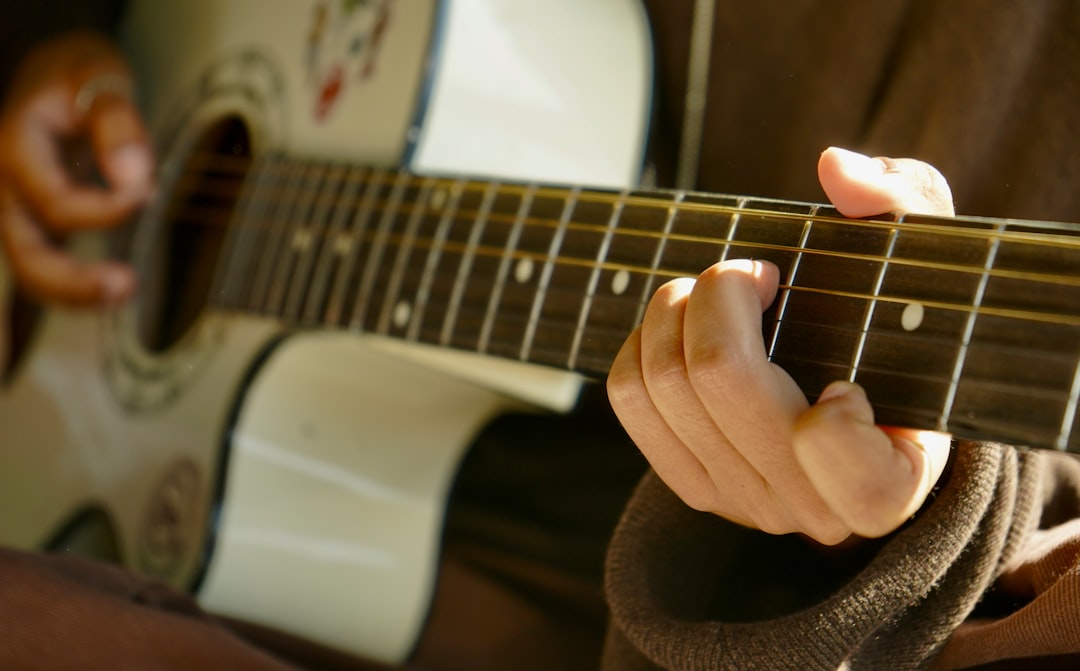 Photo guitar practice tips